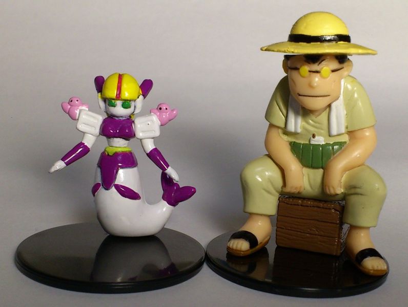 File:Pure Mermaid and the chick seller toy figures.jpg